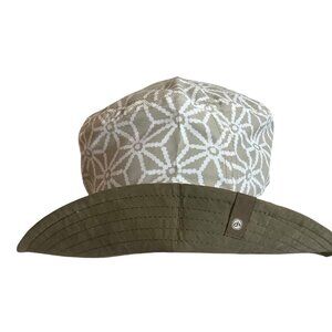 Pistil Womens‎ Bucket Hat White Geometric Olive Green Nylon Blend Lightweight OS